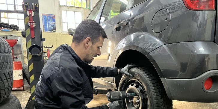 Výmena kolies alebo prezutie pneumatík z letných na zimné