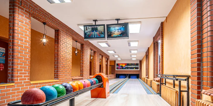 S rodinou alebo partiou do Beskýd: bungalov pod Lysou horou, raňajky, bazén a bowling až pre 6 osôb