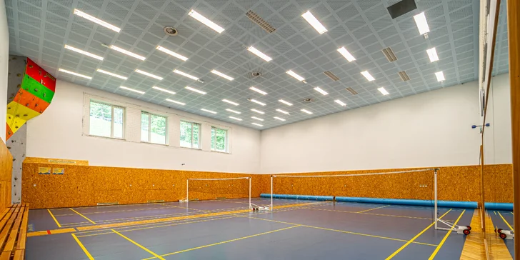 S rodinou alebo partiou do Beskýd: bungalov pod Lysou horou, raňajky, bazén a bowling až pre 6 osôb