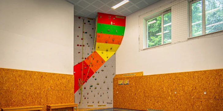 S rodinou alebo partiou do Beskýd: bungalov pod Lysou horou, raňajky, bazén a bowling až pre 6 osôb