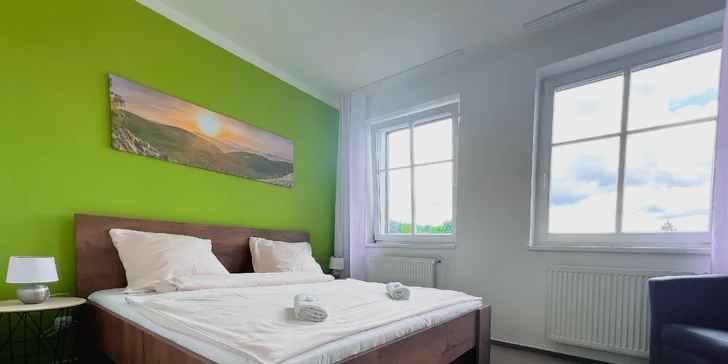 Novo zrekonštruovaný hotel na hranici Šumavy: izba alebo apartmán