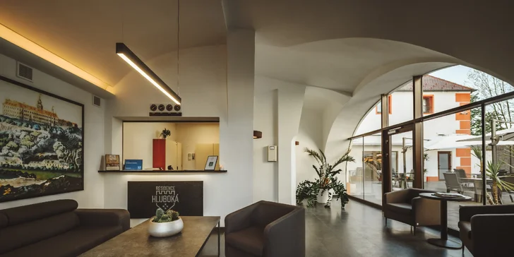 Krásne apartmány len 800 m od zámku v Hlubokej s raňajkami aj wellness