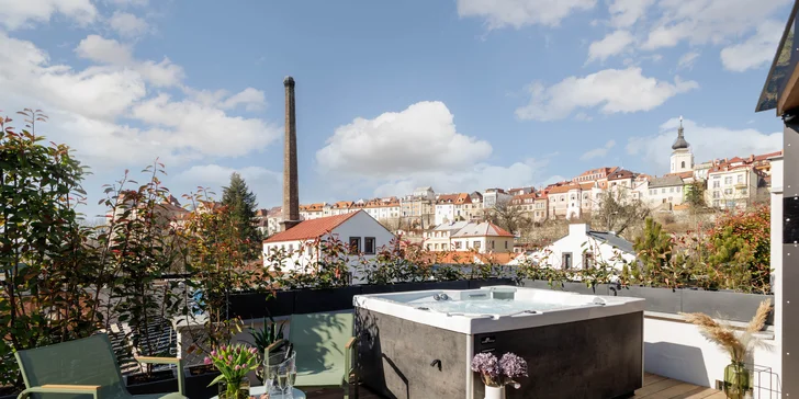 Luxusné apartmány v Mladej Boleslavi: možnosť raňajok aj apartmán s vlastným strešným wellness
