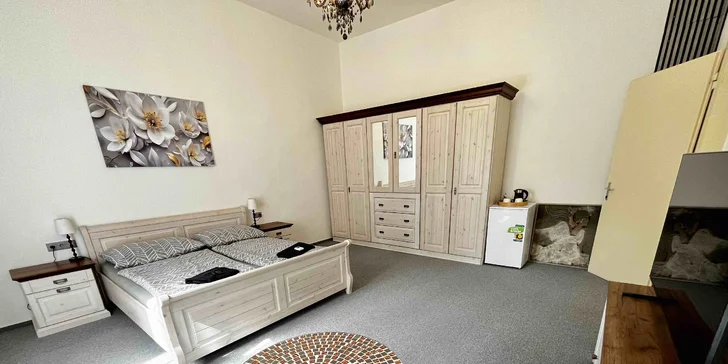 Historická Vládna vila v Luhačoviciach: pobyt s raňajkami v samotnom centre kúpeľov