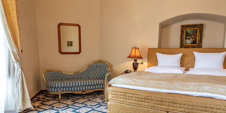 Rozprávková romantika v Chateau Zbiroh: večera v krčme, wellness a prehliadka zámku