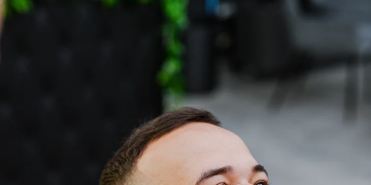 Regeneračné vlasové ošetrenia alebo presvetlenie vlasov pomocou Balayage