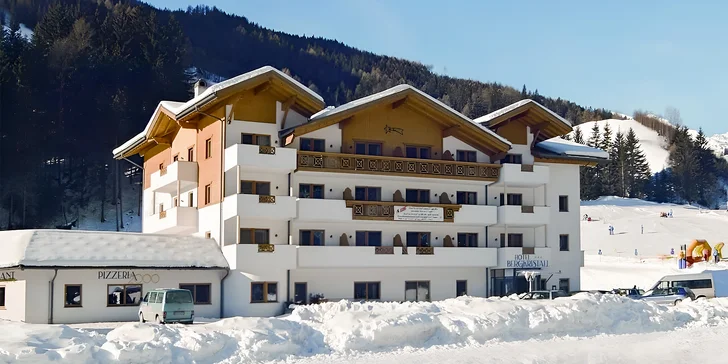 Pobyt v talianskych Alpách: hotel pri zjazdovkách a turistických trasách, strava aj wellness