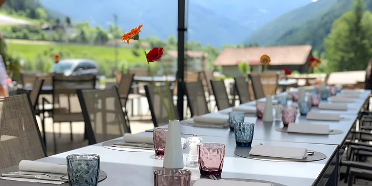 Pobyt v talianskych Alpách: hotel pri zjazdovkách a turistických trasách, strava aj wellness