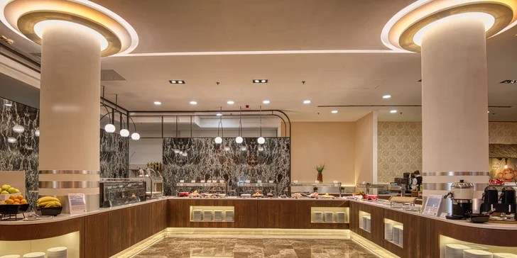 Pobyt s polpenziou, wellness a vstupom do vodného zábavného parku Aquaworld, jedno dieťa do 13,9 r. zadarmo