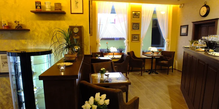 Dovolenka kúsok od Konopišťa: izba s raňajkami, adventure golf a množstvo výletov