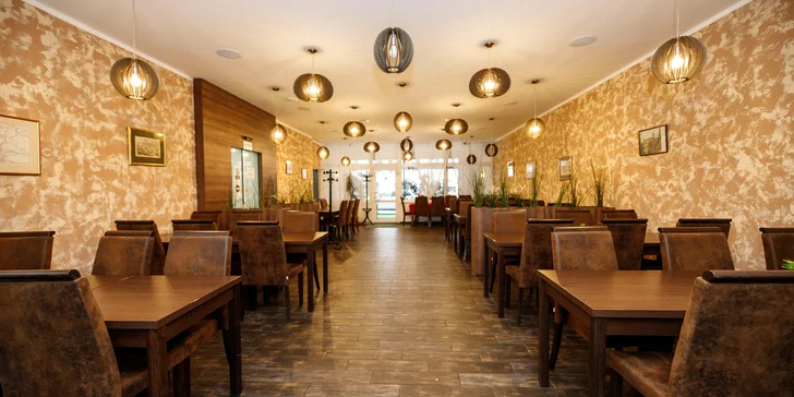 Dovolenka kúsok od Konopišťa: izba s raňajkami, adventure golf a množstvo výletov