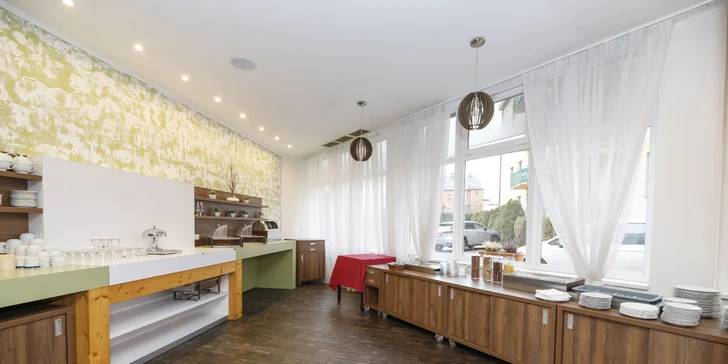 Dovolenka kúsok od Konopišťa: izba s raňajkami, adventure golf a množstvo výletov