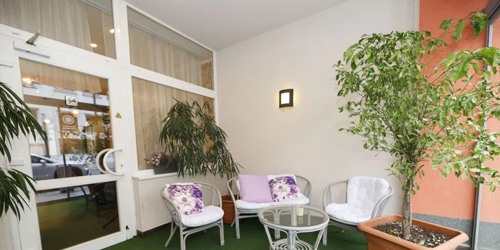 Dovolenka kúsok od Konopišťa: izba s raňajkami, adventure golf a množstvo výletov