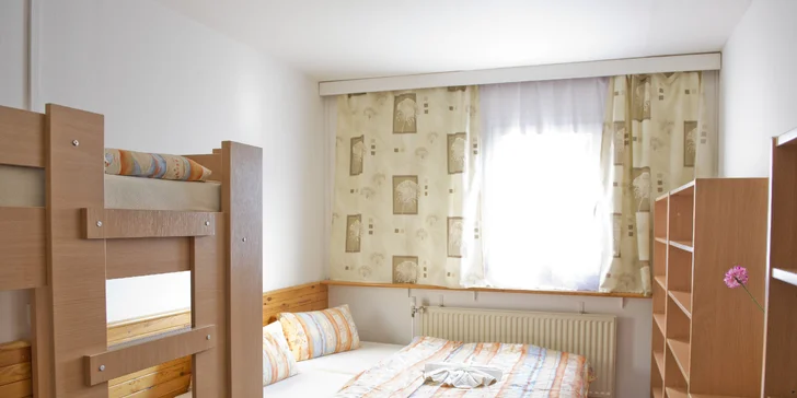 Penzión pri Ramzovej pre rodinu alebo partiu: raňajky alebo polpenzia, športové vyžitie aj múzeum