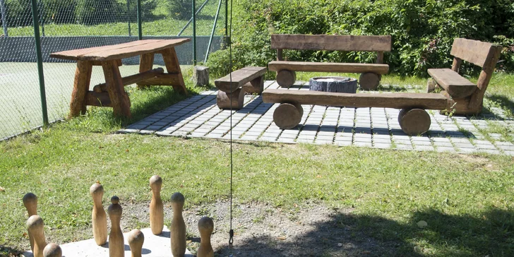 Penzión pri Ramzovej pre rodinu alebo partiu: raňajky alebo polpenzia, športové vyžitie aj múzeum