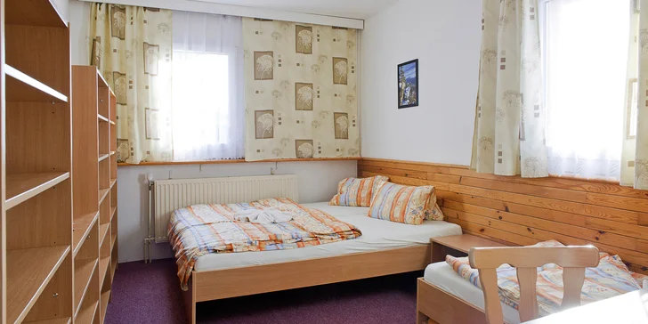 Penzión pri Ramzovej pre rodinu alebo partiu: raňajky alebo polpenzia, športové vyžitie aj múzeum