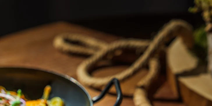 Trhané bravčové na hranolčekoch alebo Tyrol Gröstli s hovädzím mäsom a prílohou