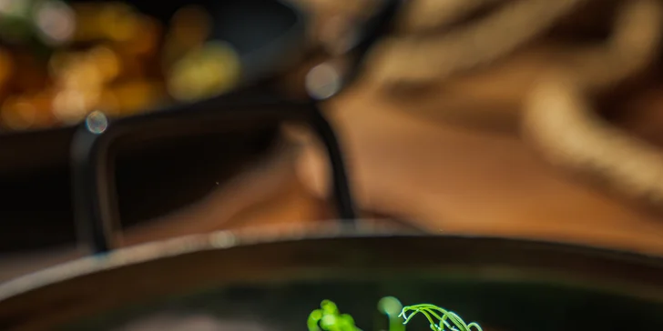 Trhané bravčové na hranolčekoch alebo Tyrol Gröstli s hovädzím mäsom a prílohou