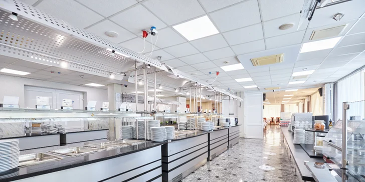 Relaxačný pobyt s polpenziou v hoteli Silver**** s kúpeľným komplexom, neobmedzený wellness v cene