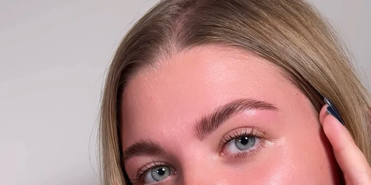 Mihalnice aj obočie ako z katalógu: úprava, farbenie, laminácia aj výhodná kombinácia