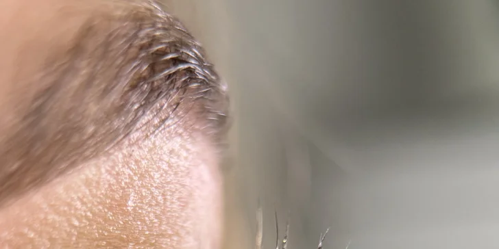 Mihalnice aj obočie ako z katalógu: úprava, farbenie, laminácia aj výhodná kombinácia