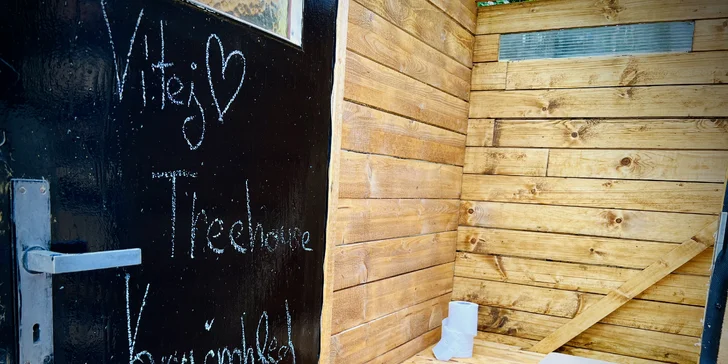 Vybavený treehouse na úpätí Krušných hôr: terasa s výhľadom aj gril