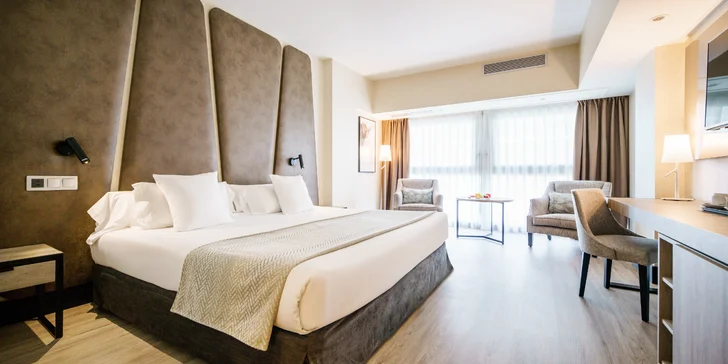 Slnečná Málaga: 4* hotel priamo pri pláži, raňajky v cene