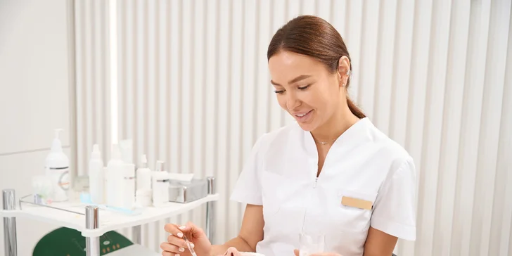 Pleťové ošetrenia v estetickej klinike 24Esthetic: mezoterapia, terapia EXOSOMY, hĺbkové ošetrenie a ďalšie