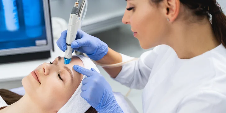 Pleťové ošetrenia v estetickej klinike 24Esthetic: mezoterapia, terapia EXOSOMY, hĺbkové ošetrenie a ďalšie