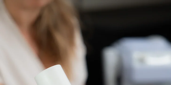 Kozmetické ošetrenia pleti: čistenie, BioRePeel Cl3, masáž tváre, balíček Glow & Brow