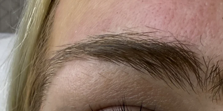 Lash lifting, laminácia obočia alebo výhodné kombo