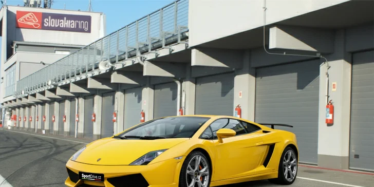 Zážitková jazda na okruhu ako spolujazdec či šofér: Lamborghini Gallardo alebo Ferrari California T