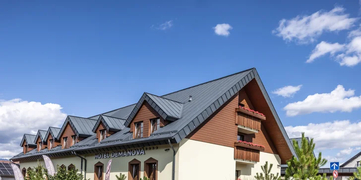 Dovolenka v Hoteli Demänová**** so stravou, wellness, aj zvýhodnenou súkromnou saunou