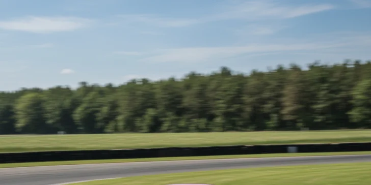 Zážitková jazda na okruhu ako spolujazdec či šofér: Lamborghini Gallardo alebo Ferrari California T