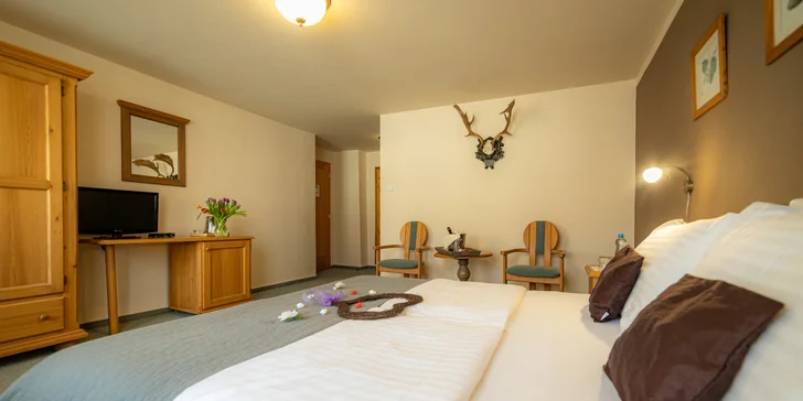 Pobyt v kúpeľnom meste Bechyně: hotel na námestí, strava, sauna aj masáže a aktivity v cene