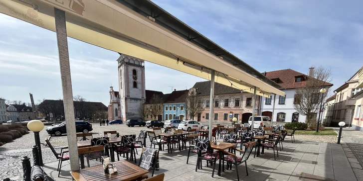 Pobyt v kúpeľnom meste Bechyně: hotel na námestí, strava, sauna aj masáže a aktivity v cene