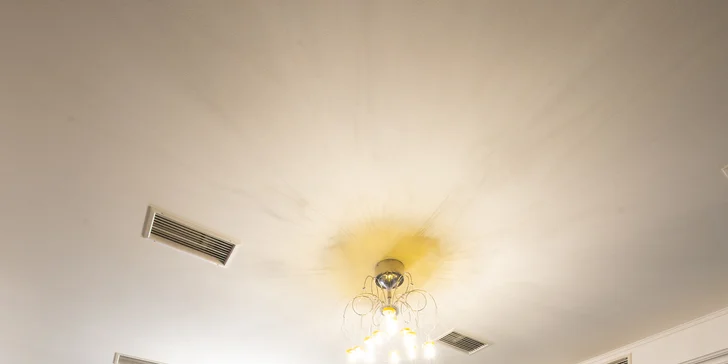 Pobyt s raňajkami v Michalovciach, tematické izby pre milovníkov hokeja a histórie