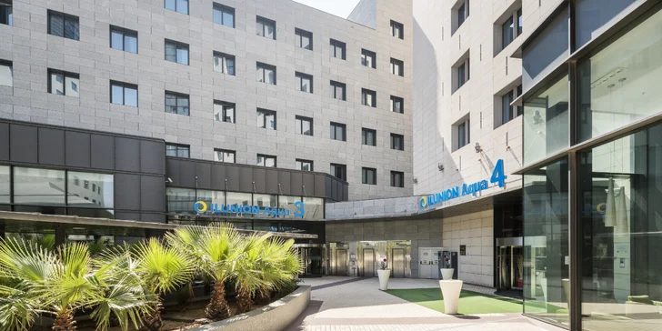 Dovolenka v Španielsku: 3* hotel s raňajkami, autobusy na pláž, Oceánografický park