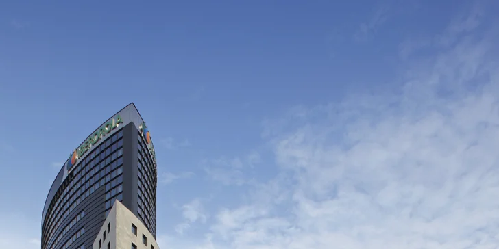 Dovolenka v Španielsku: 3* hotel s raňajkami, autobusy na pláž, Oceánografický park