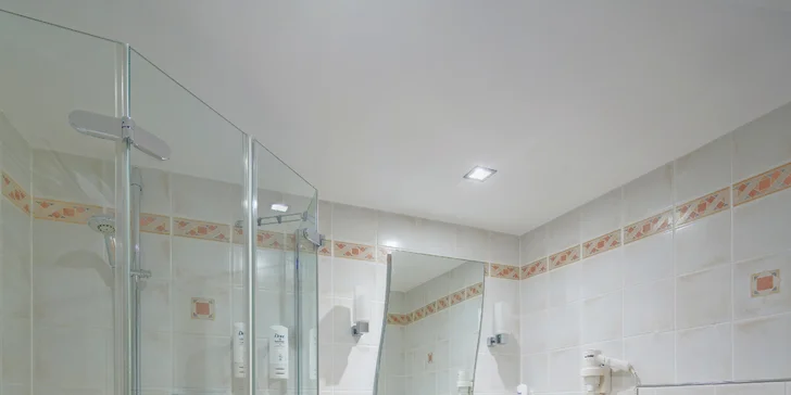 Pobyt v srdci Ostravy neďaleko Stodolnej: Imperial Hotel s raňajkami alebo polpenziou