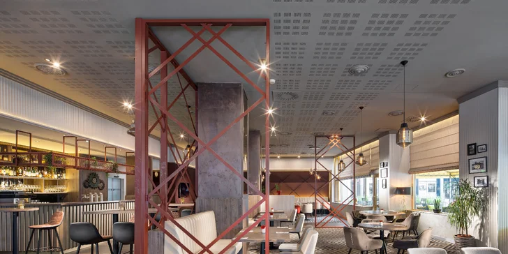 Pobyt v srdci Ostravy neďaleko Stodolnej: Imperial Hotel s raňajkami alebo polpenziou