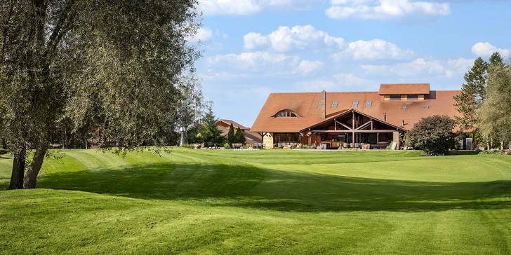 4* golfový rezort pri Pardubiciach: raňajky alebo polpenzia a saunový svet, možnosť wellness apartmánu