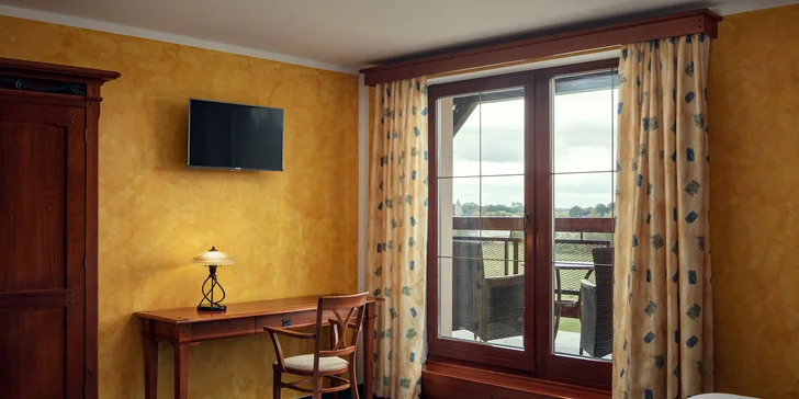 4* golfový rezort pri Pardubiciach: raňajky alebo polpenzia a saunový svet, možnosť wellness apartmánu