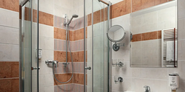 4* golfový rezort pri Pardubiciach: raňajky alebo polpenzia a saunový svet, možnosť wellness apartmánu