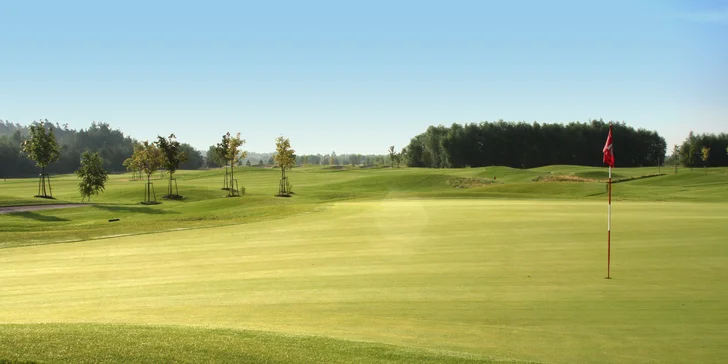 4* golfový rezort pri Pardubiciach: raňajky alebo polpenzia a saunový svet, možnosť wellness apartmánu