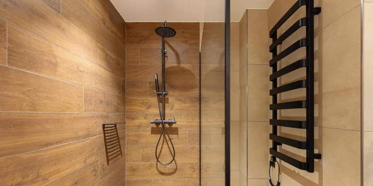 4* golfový rezort pri Pardubiciach: raňajky alebo polpenzia a saunový svet, možnosť wellness apartmánu