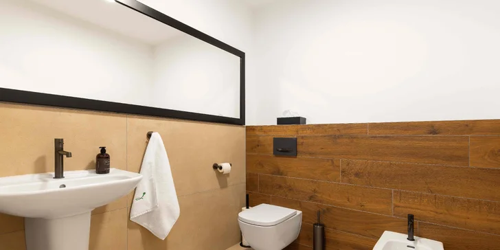 4* golfový rezort pri Pardubiciach: raňajky alebo polpenzia a saunový svet, možnosť wellness apartmánu