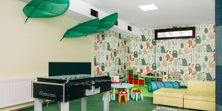 4* golfový rezort pri Pardubiciach: raňajky alebo polpenzia a saunový svet, možnosť wellness apartmánu