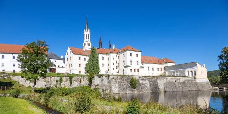 Vyšší Brod: apartmány až pre 7 osôb, vrátane kuchyne a záhrady s ohniskom, 9 km od Lipna