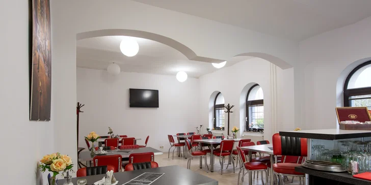 Plnená palacinka a lahodná káva v Atelieri